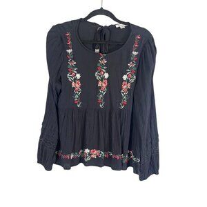 American Eagle Top Women M Black Pullover Floral Embroidery Peasant Hippie 80s